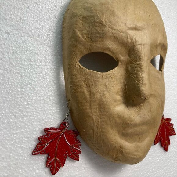 Hand-Painted Earrings Wooden Red Maple Leaf for Fall Halloween Thanksgiving New - Picture 6 of 10